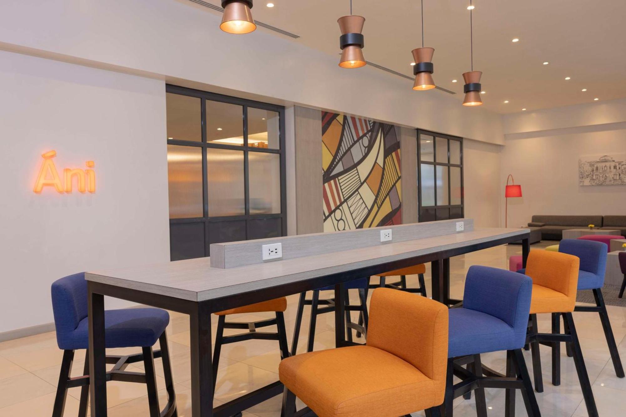 Park Inn By Radisson Iloilo Exterior photo