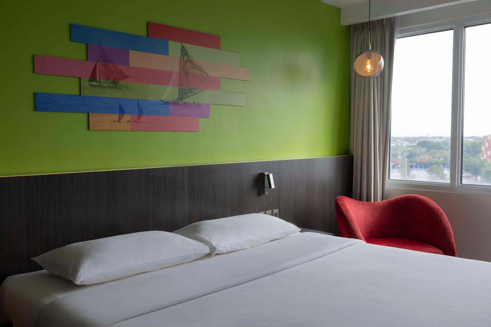 Park Inn By Radisson Iloilo Exterior photo