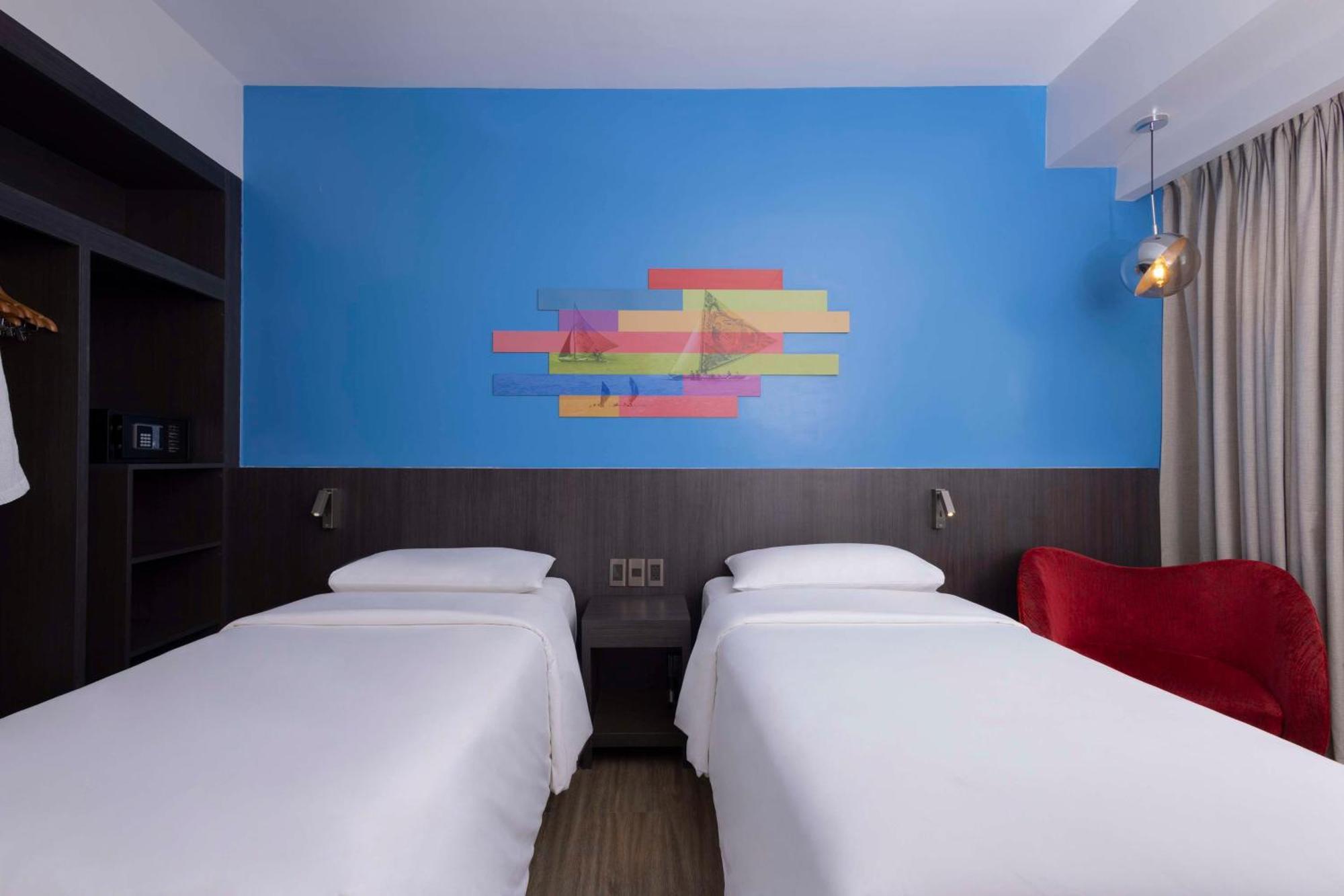 Park Inn By Radisson Iloilo Exterior photo
